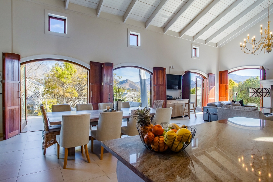 4 Bedroom Property for Sale in Franschhoek Western Cape
